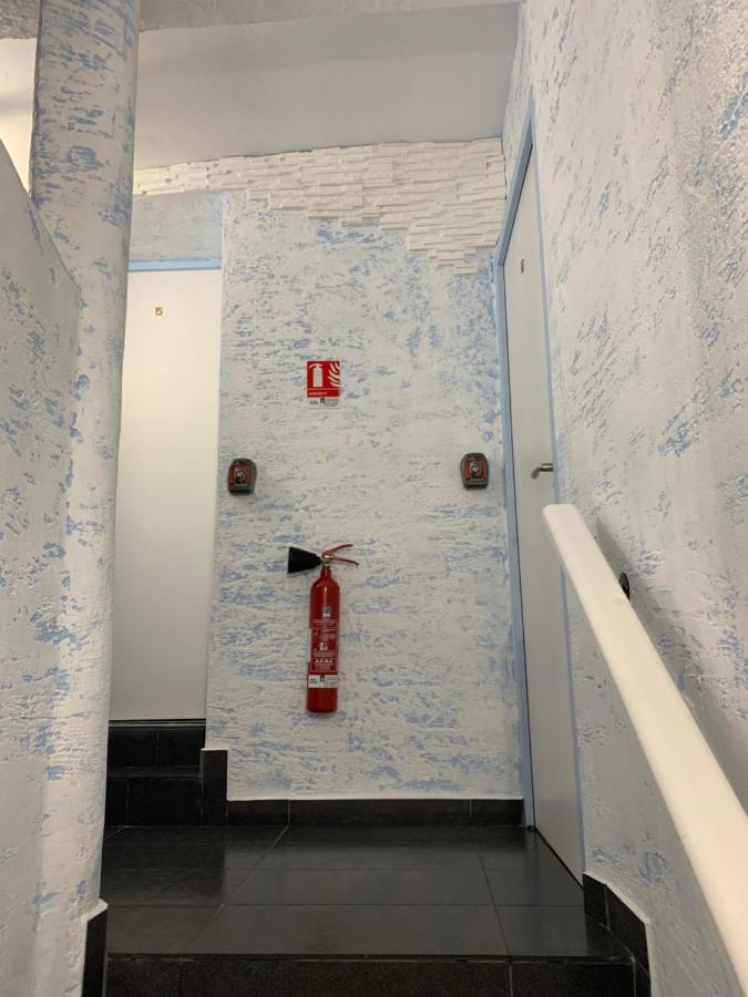 Apartamento Formidable Studio au cœur historique de Fréjus Exterior foto